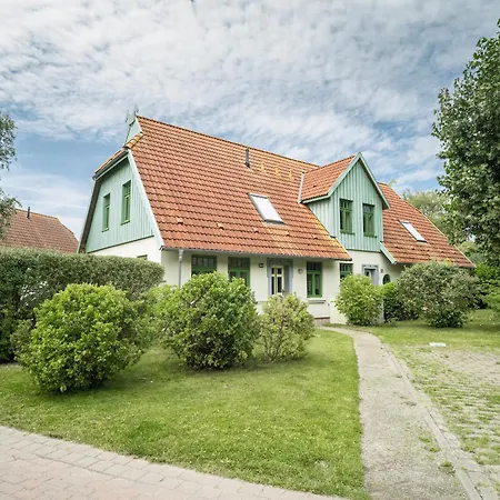 Ferienhaussiedlung Strandperlen Sanddornhof 3b Holiday home Wustrow (Fischland)